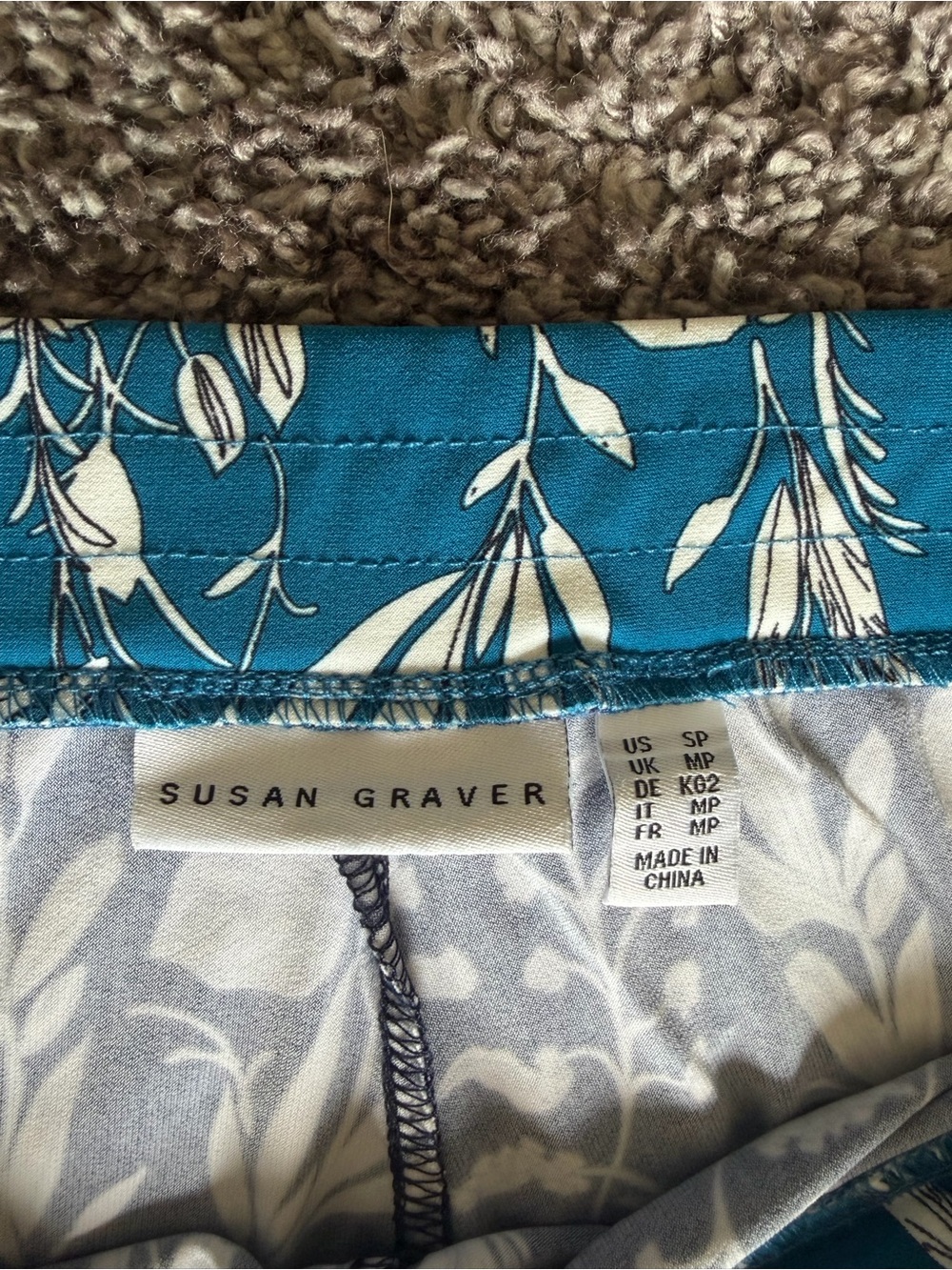 Susan Graver Navy and White Floral Pants with Teal Trim - Picture 2 of 7
